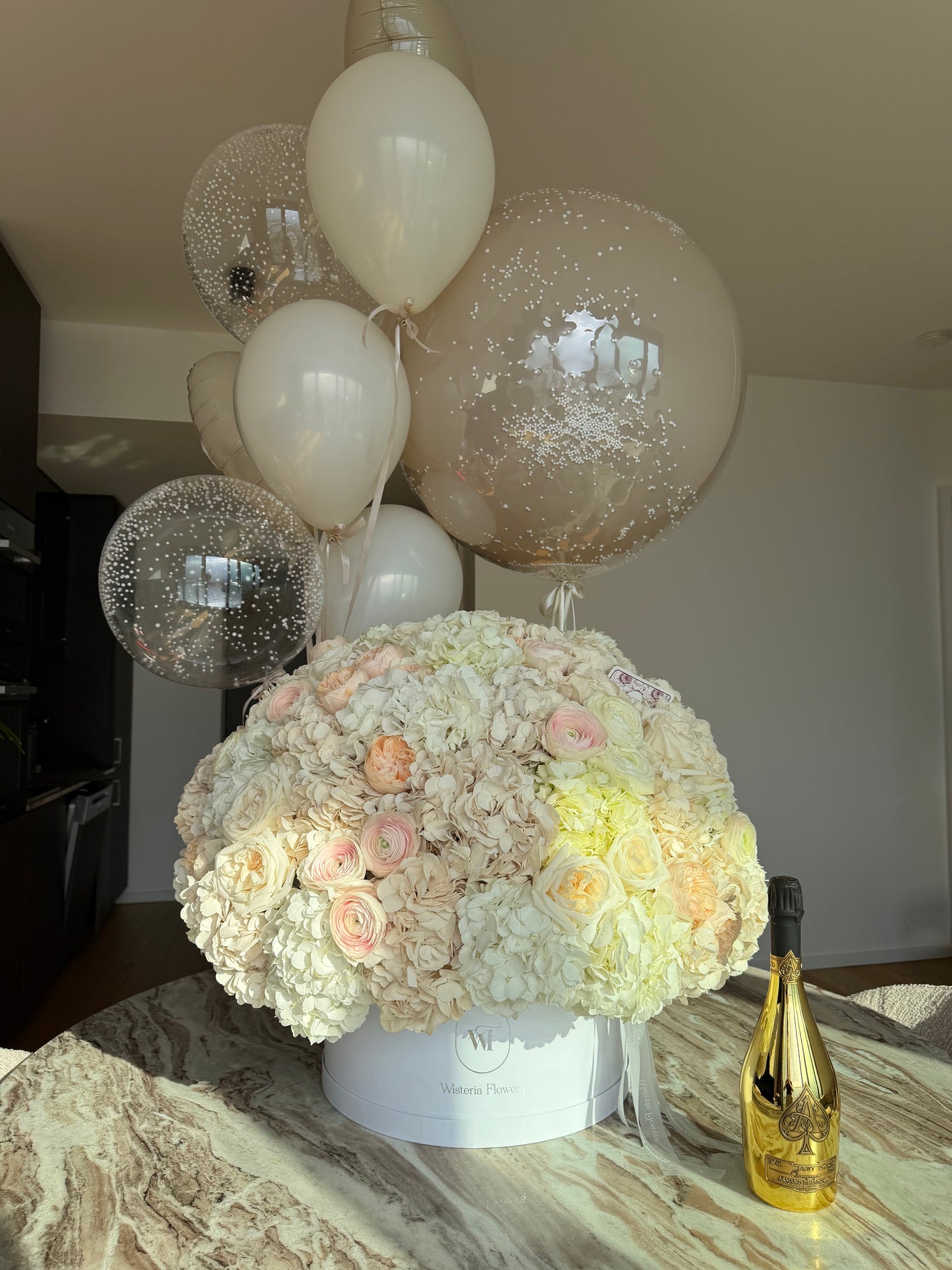 Velvet Champagne Cloud