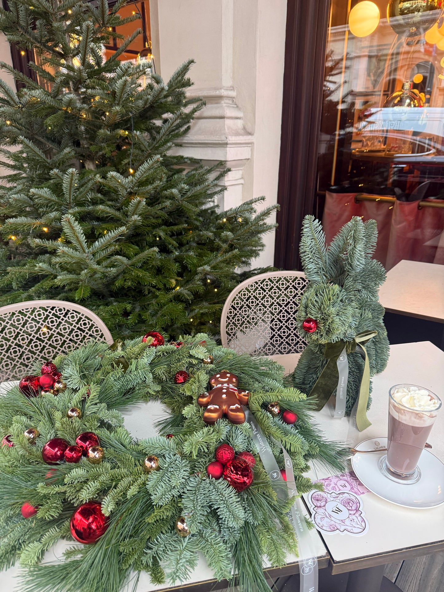 Classic Red Christmas Wreath